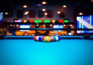 Pool table repair services in Santa Cruz, California